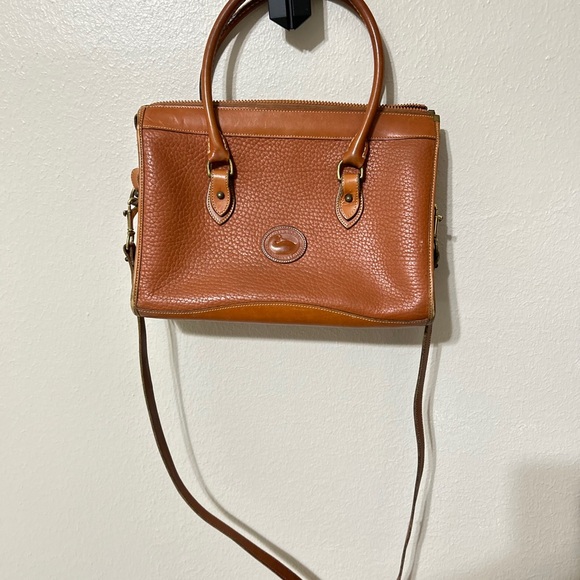 Vintage Dooney and Bourke bag - Picture 2 of 9